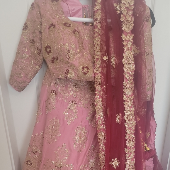 Bridal lengha sunnys bridal - Picture 3 of 4